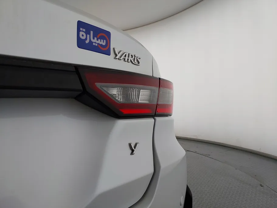 2023 Toyota Yaris  Y 