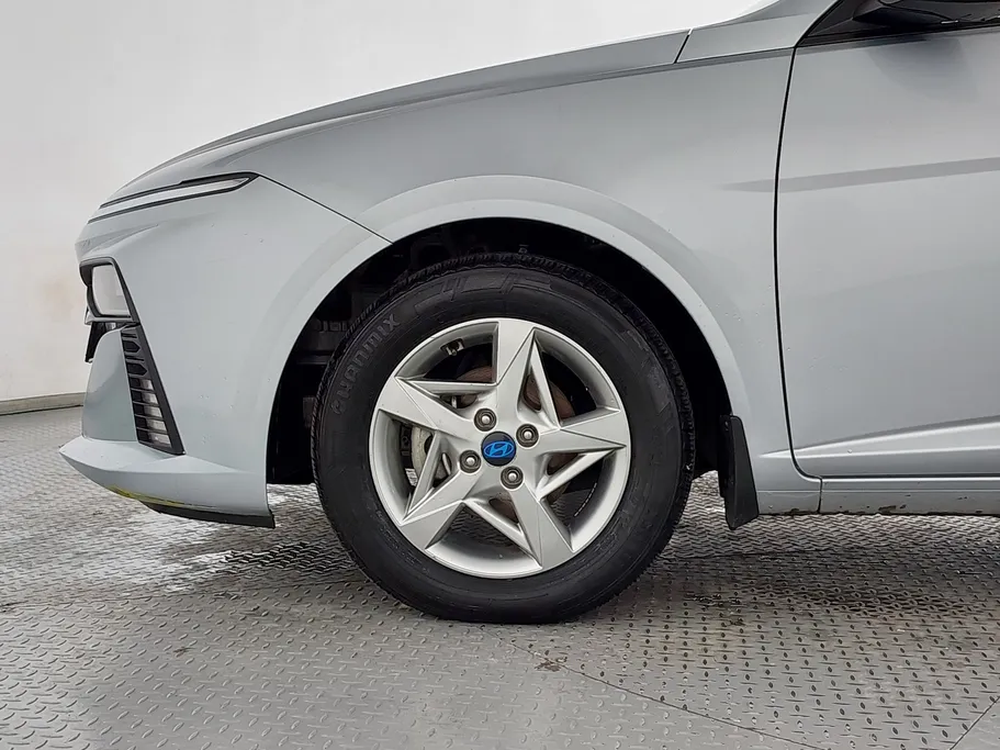 2024 Hyundai Accent Fleet 