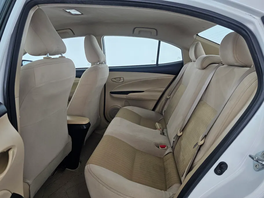 2022 Toyota Yaris  Y 