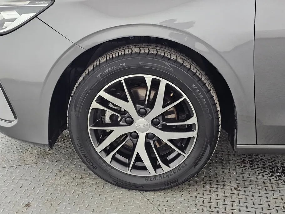 جيلي امجراند GS 2024 