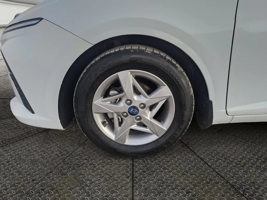 2024 Hyundai Accent Fleet 