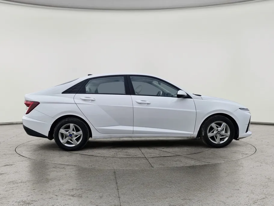 2024 Hyundai Accent Fleet 