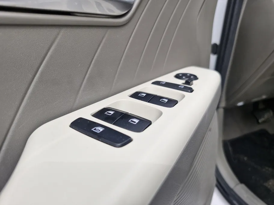 2024 Hyundai Accent Fleet 