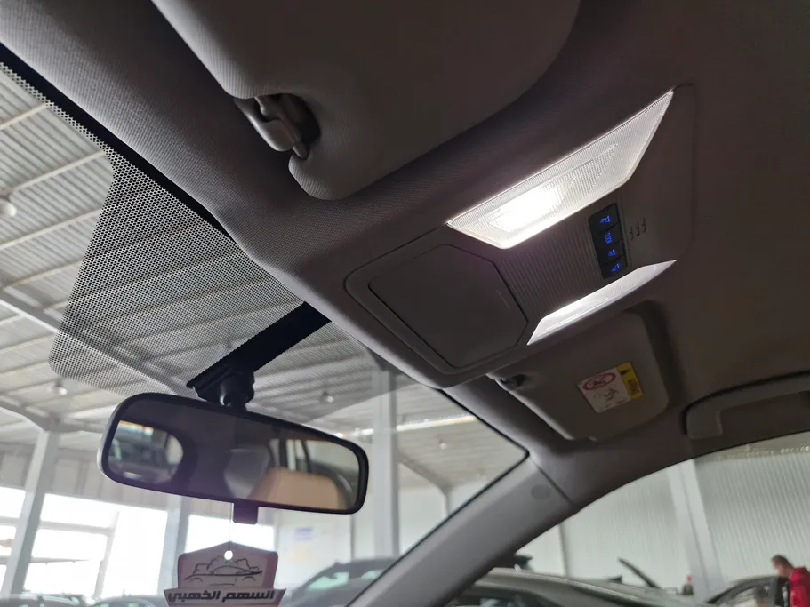 تويوتا راف فور LE 2022 