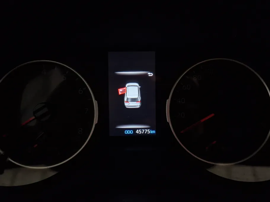 تويوتا راف فور LE 2023 