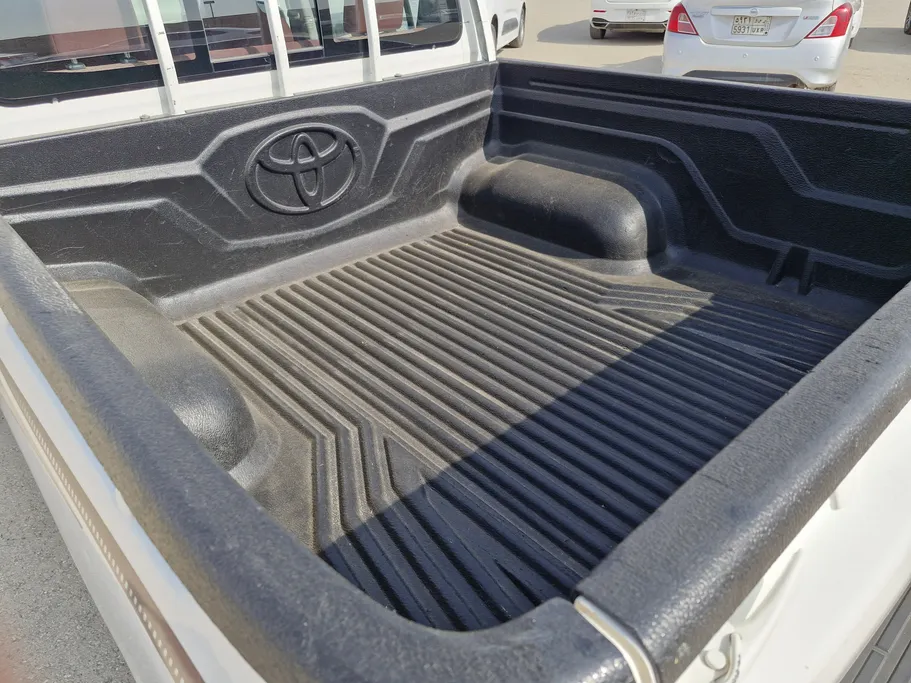 2022 Toyota Hilux GL DSL 