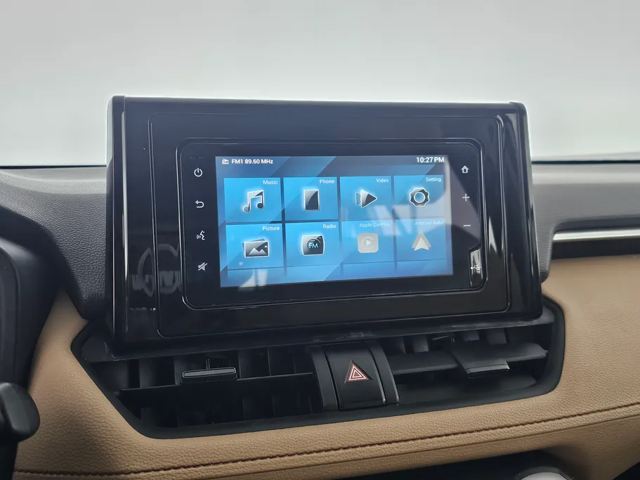 تويوتا راف فور LE 2022 