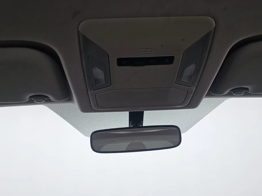 تويوتا راف فور LE 2022 