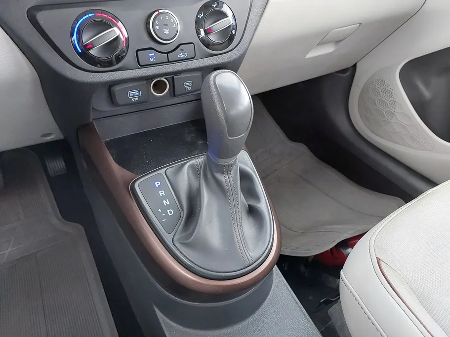 2024 Hyundai Grand i10 Fleet 