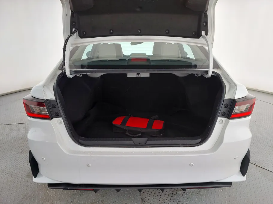 2023 Toyota Yaris  Y 