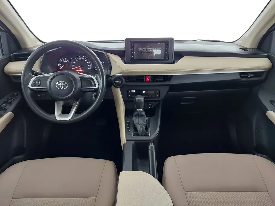 2023 Toyota Yaris  Y 