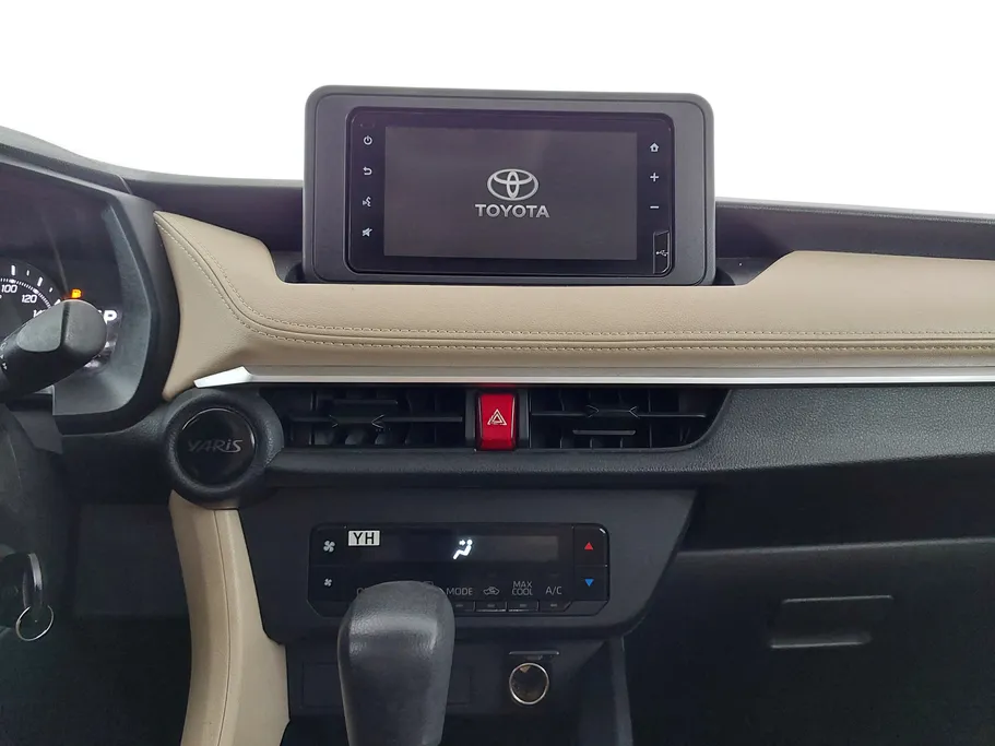 2023 Toyota Yaris  Y 