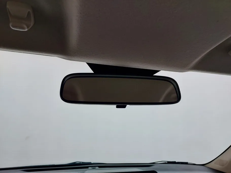 2023 Toyota Yaris  Y 