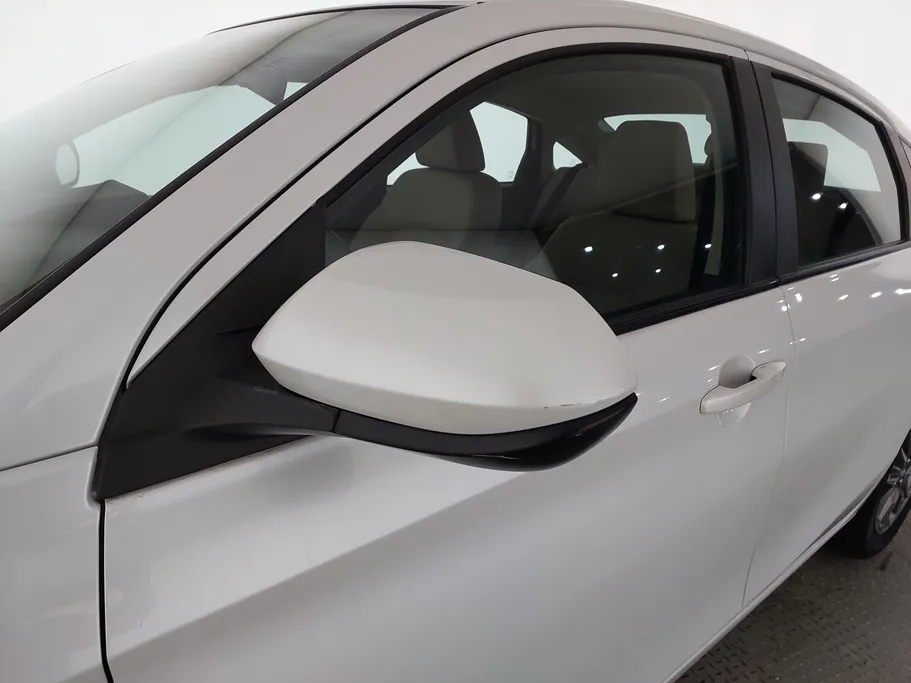 2023 Toyota Yaris  Y 