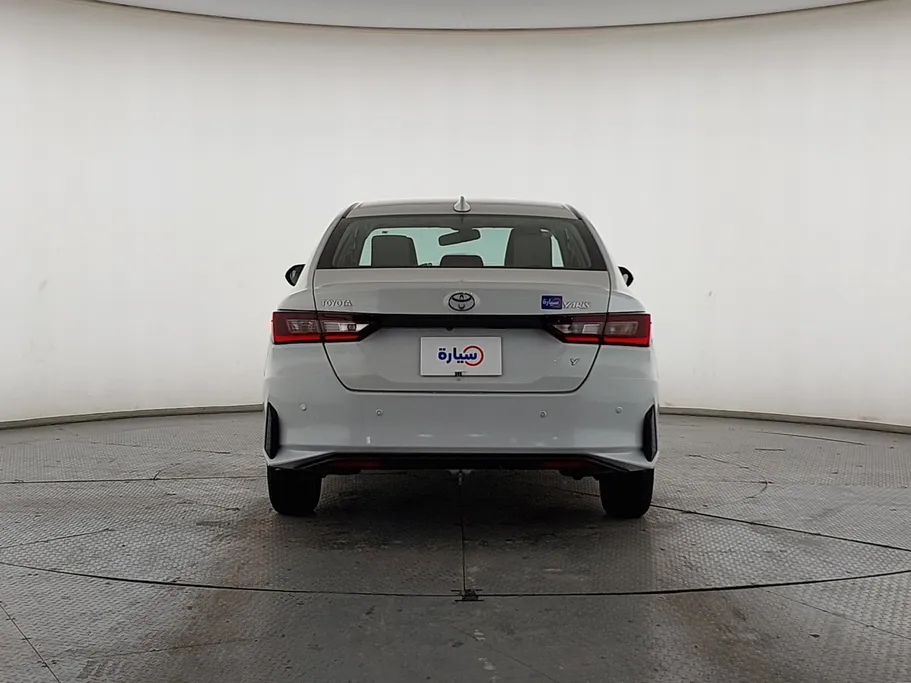 2023 Toyota Yaris  Y 