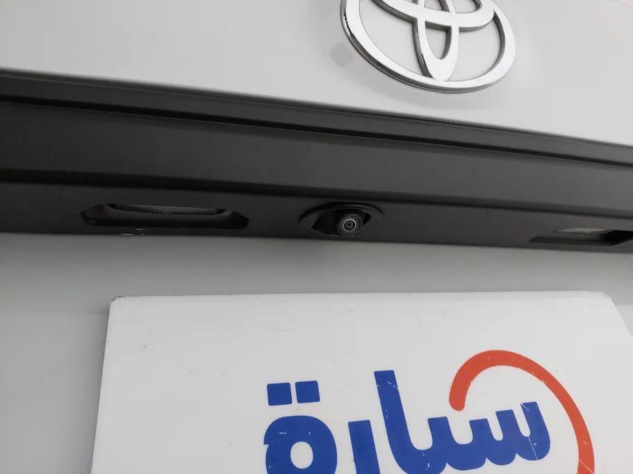 2023 Toyota Yaris  Y 