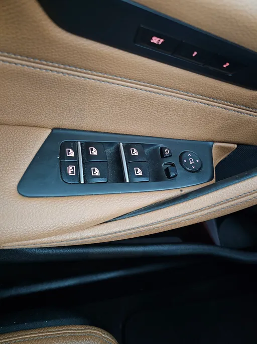 2023 BMW 5 Series 520i 