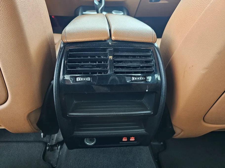 2023 BMW 5 Series 520i 