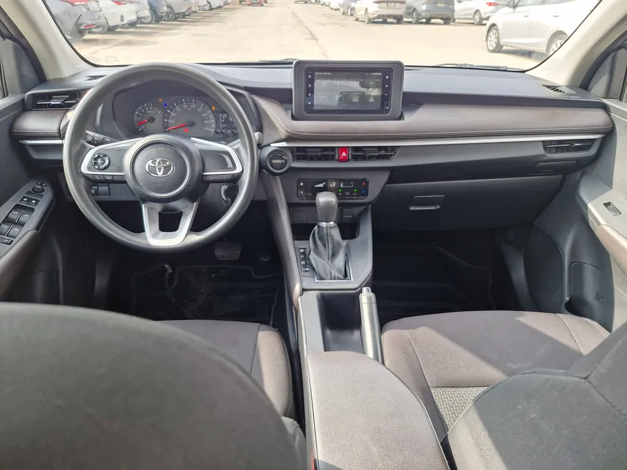 تويوتا يارس Y 2023 