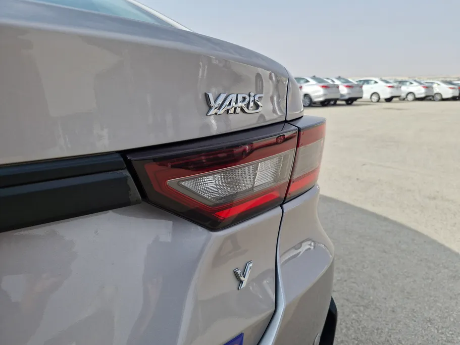 تويوتا يارس Y 2023 