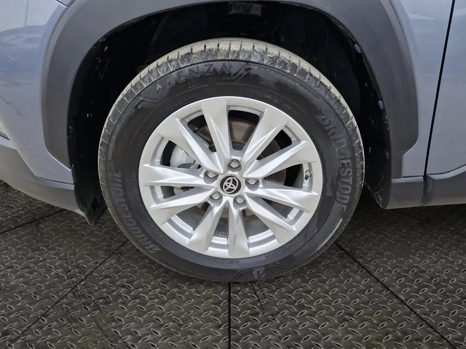 2024 Toyota Corolla Cross LE HEV 