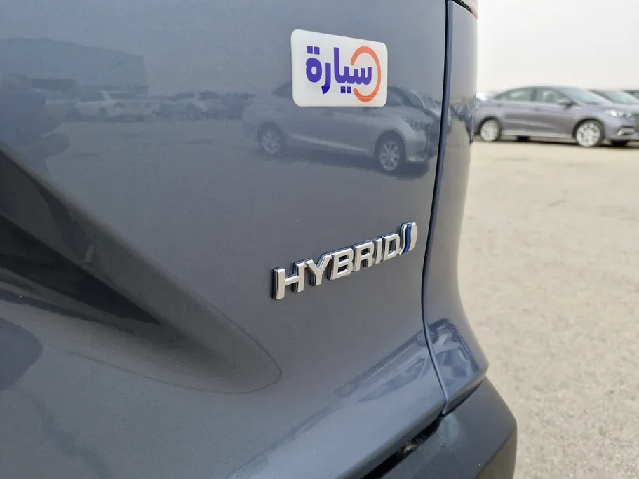 2024 Toyota Corolla Cross LE HEV 