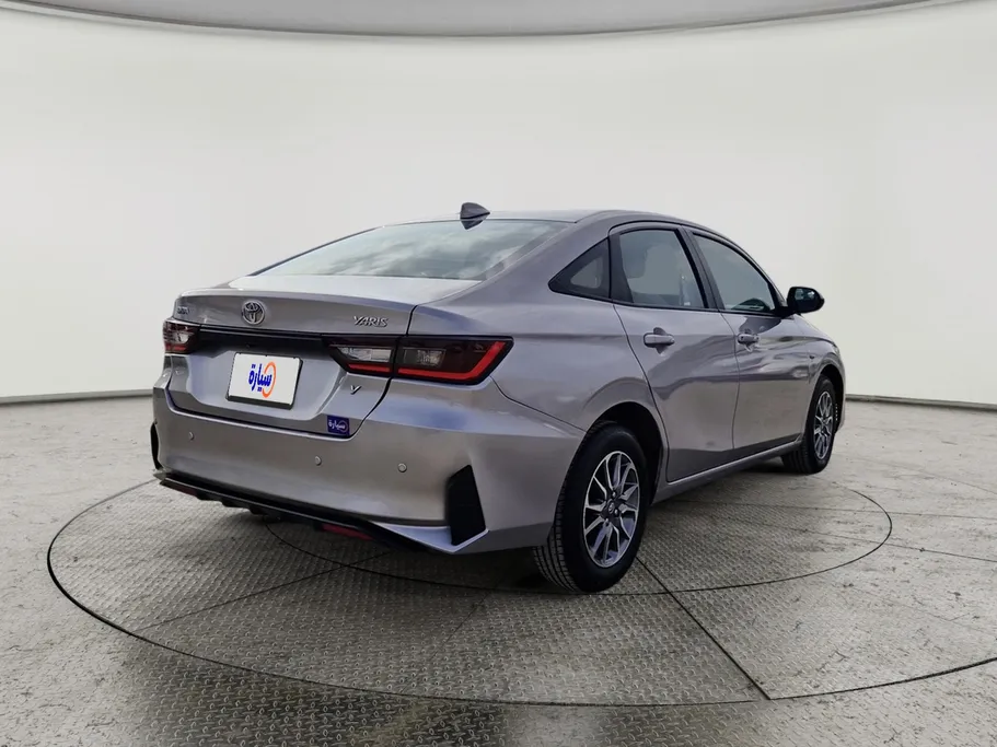 2023 Toyota Yaris  Y 