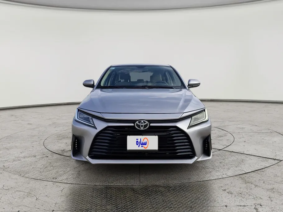 2023 Toyota Yaris  Y 