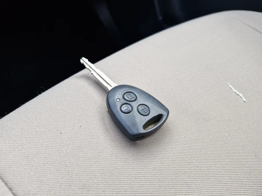 تويوتا يارس Y 2023 