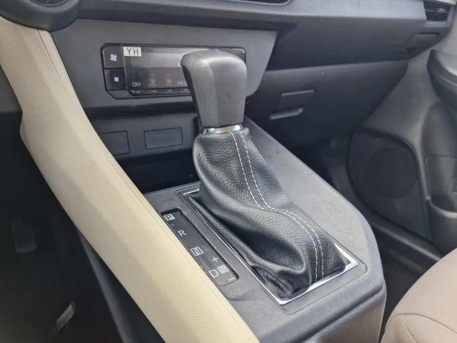 تويوتا يارس Y 2023 