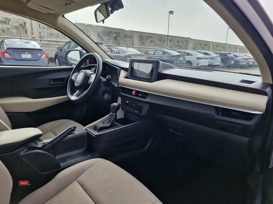 تويوتا يارس Y 2023 