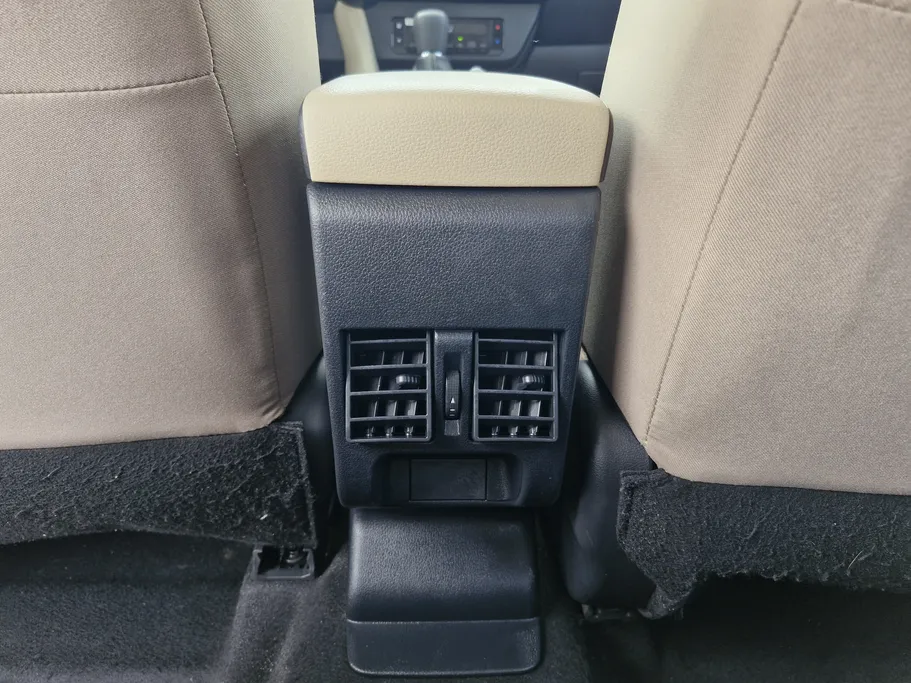 تويوتا يارس Y 2023 