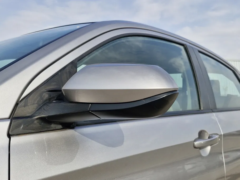 تويوتا يارس Y 2023 