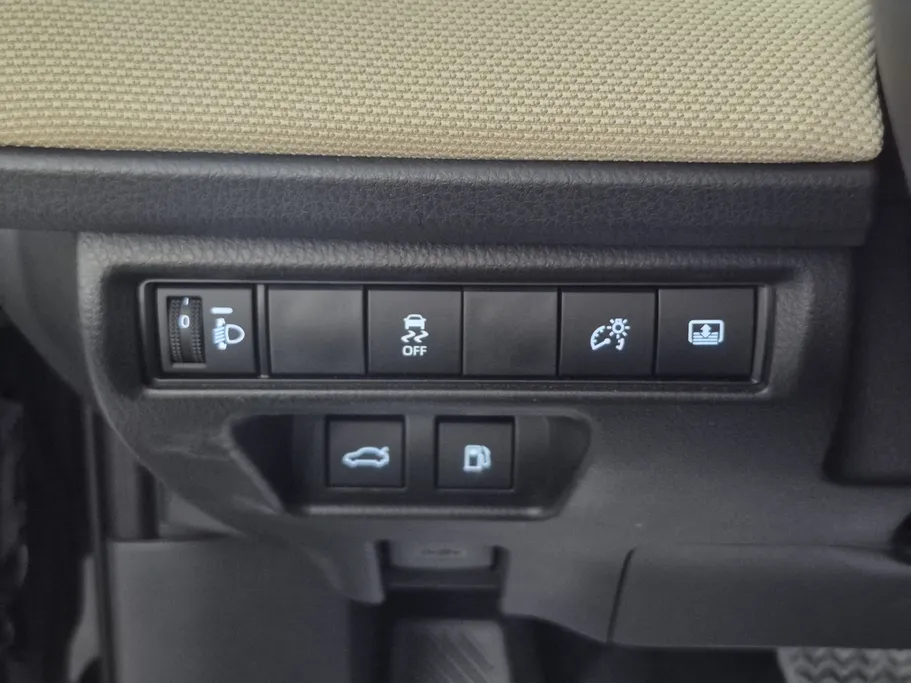 2025 Toyota Camry  LE 