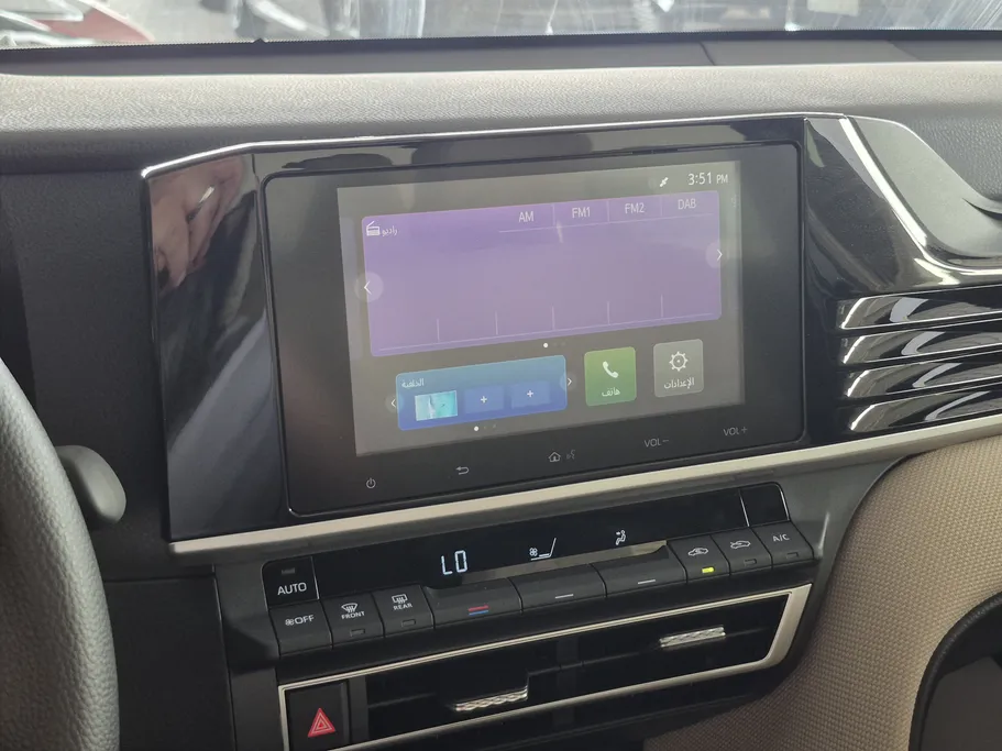 2025 Toyota Camry  E HEV 