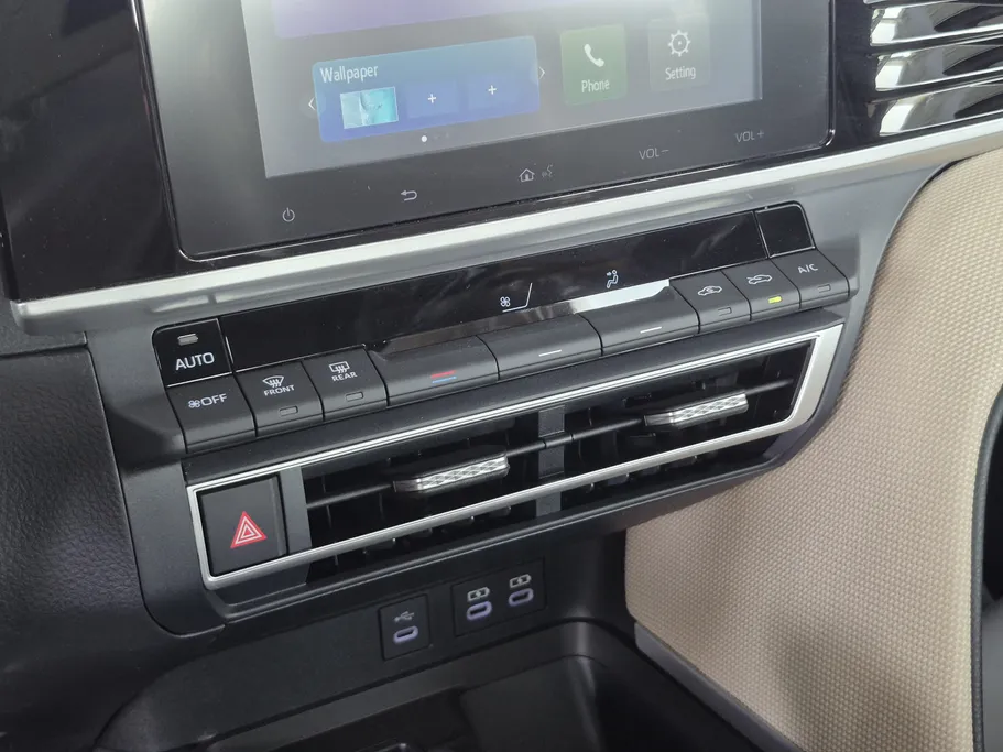 2025 Toyota Camry  E 