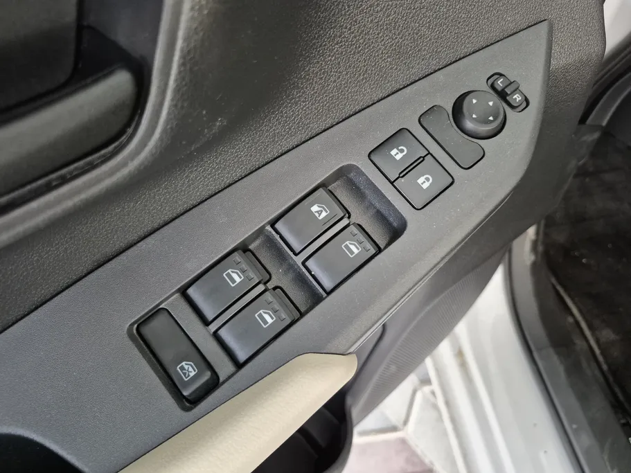 تويوتا يارس Y Plus 2026 