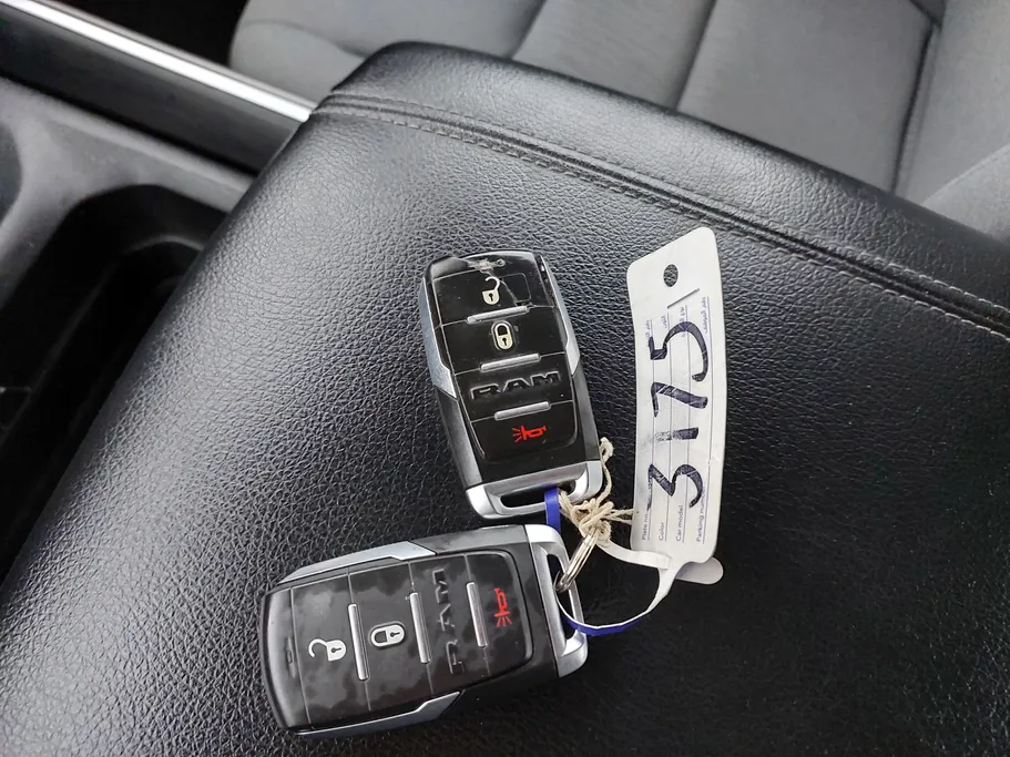 2022 Dodge Ram BIGHORN 1500 