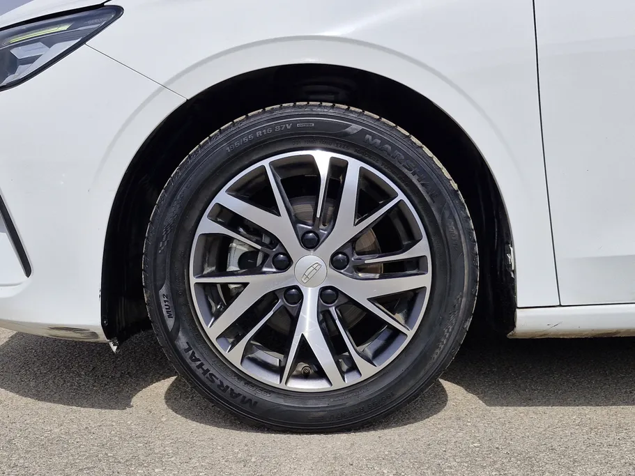 جيلي امجراند GS 2023 