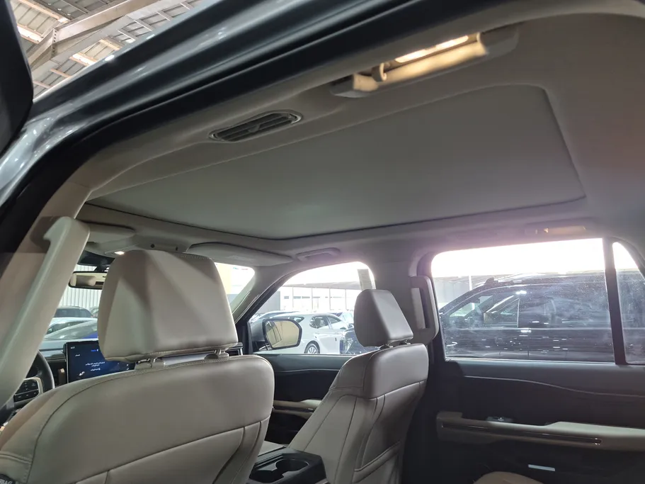 2024 Ford Expedition XLT 