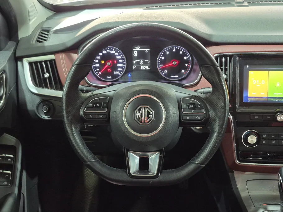 ام جي RX5 LUX 2021 