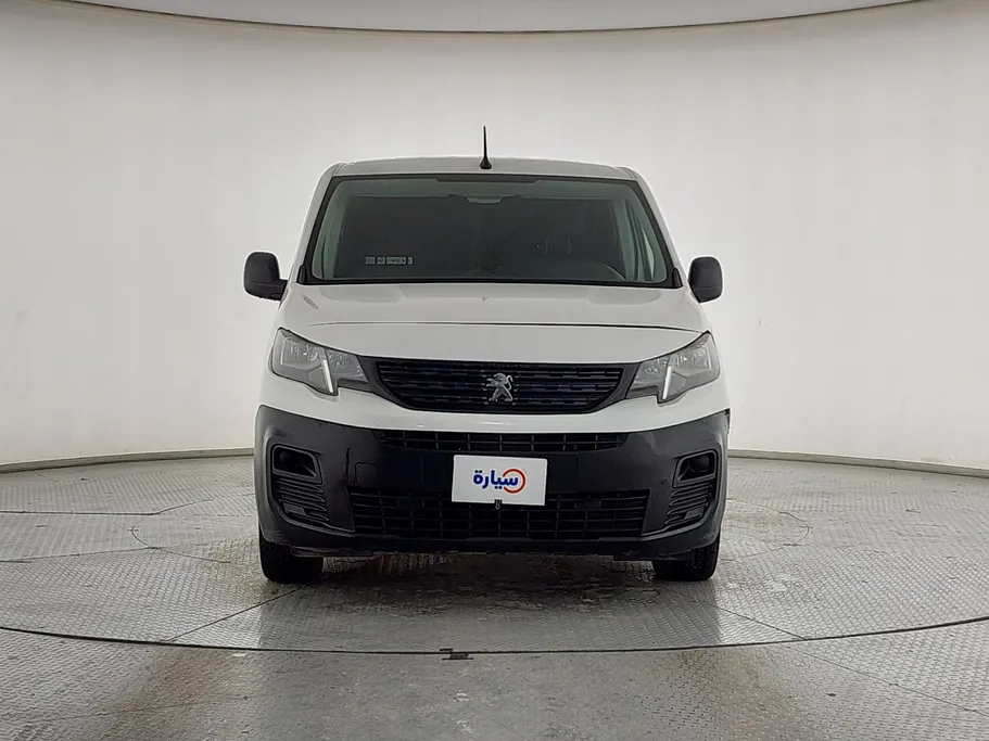 2022 Peugeot Partner Short van 