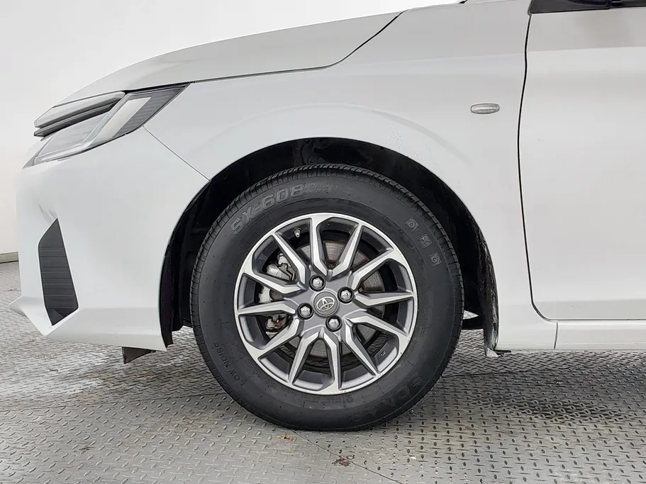 تويوتا يارس Y 2023 