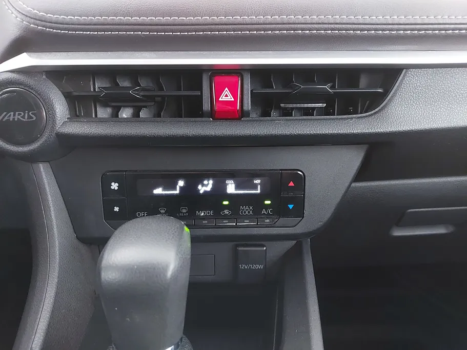 تويوتا يارس Y 2023 