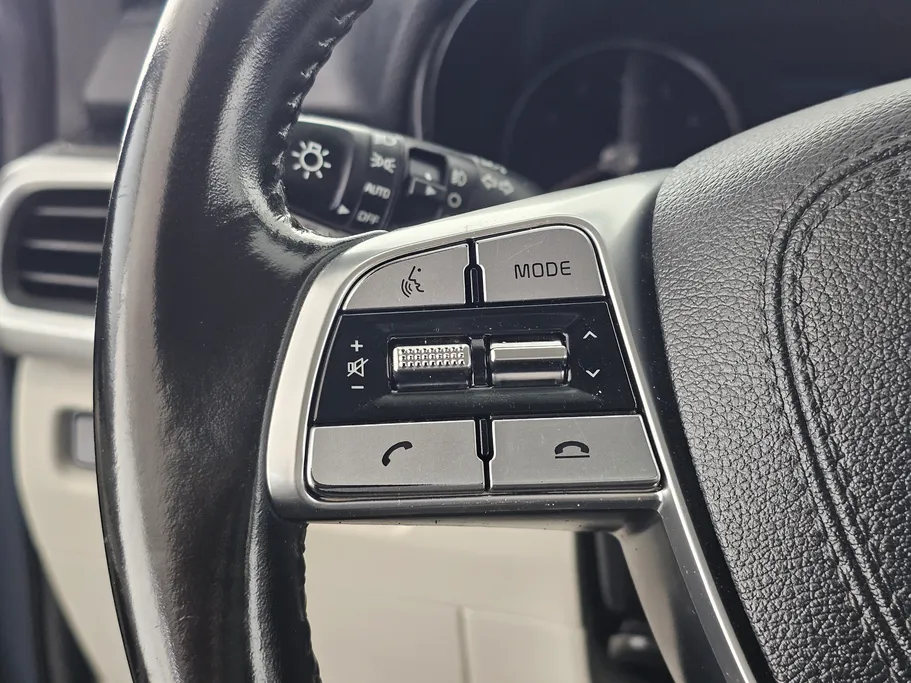 2022 Kia Telluride LX 