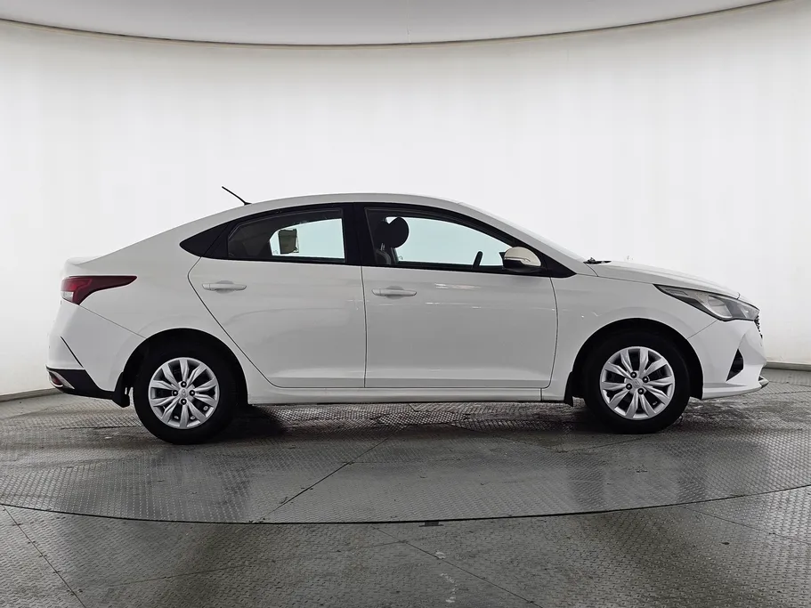 هيونداي اكسنت سمارت 2023 