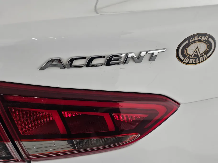 هيونداي اكسنت سمارت 2023 