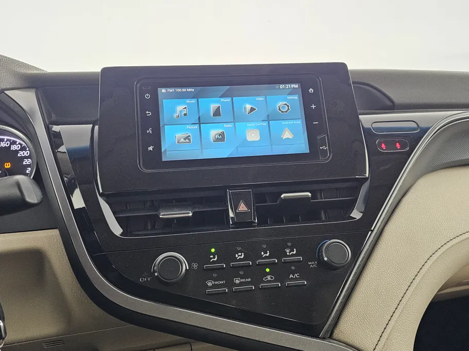 تويوتا كامري LE 2023 