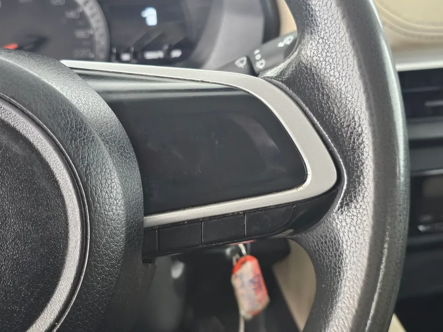 تويوتا يارس Y 2023 