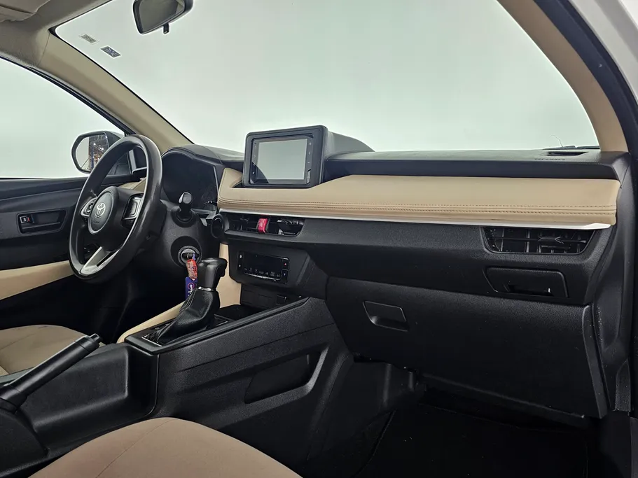 تويوتا يارس Y 2023 